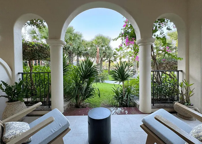 Khách sạn Radisson 4*