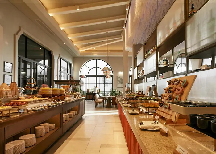 Khách sạn Radisson 4*